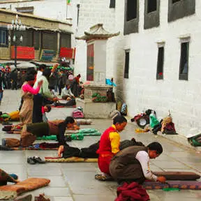 4-day Holy Lhasa Group Tour